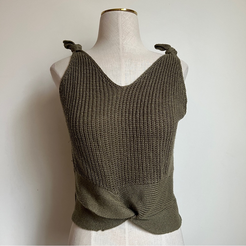 Love Tree Knotted Twist Front Knitted Cami in Olive Green Size Large - Picture 1 of 6